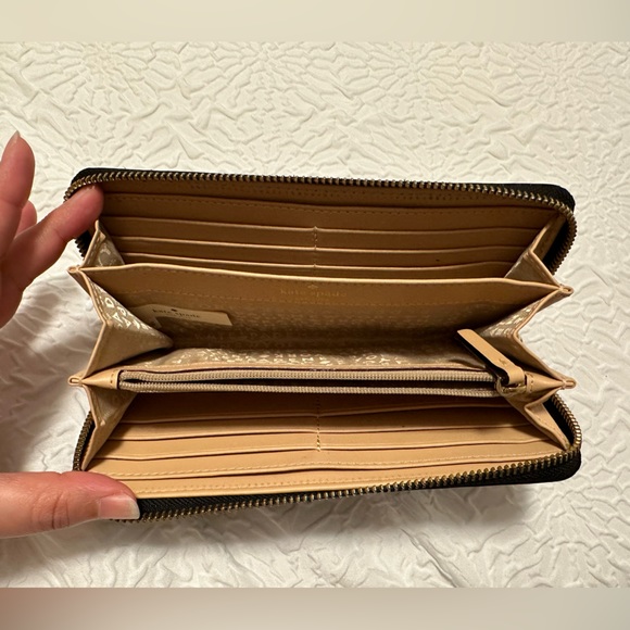 Kate Spade Black Wallet - Picture 3 of 7